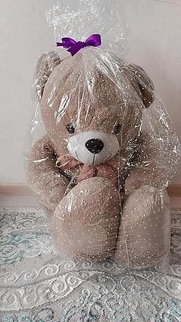 Продаю плюшевую мишку, в хорошом состоянии
1 м