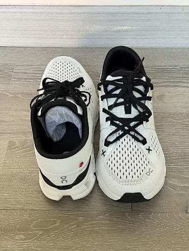 улуу тоо: Кроссовкалар, 41, Жаңы, түсү - Ак — 2