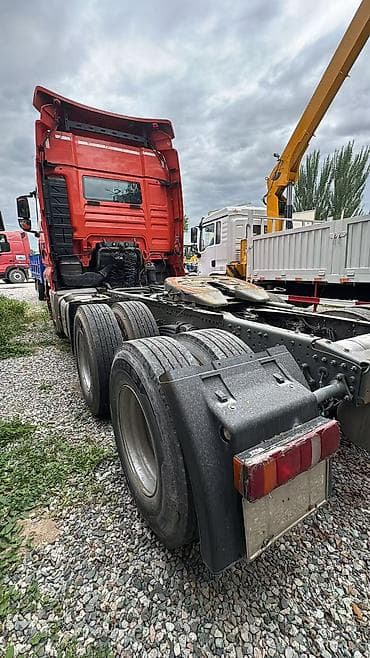 козырек камри: Тягач, Howo, 2020 г. — 4