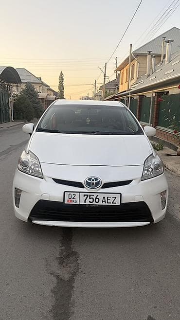 honda fit: Toyota Prius: 2012 г., Гибрид, Хэтчбэк — 1