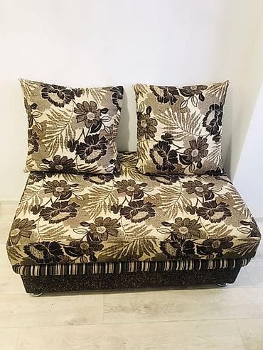 садовый складной стул: Раскладной диван, Б/у — 3