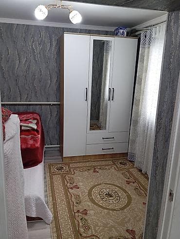 работа в гостинице: 47 м², Без мебели — 4