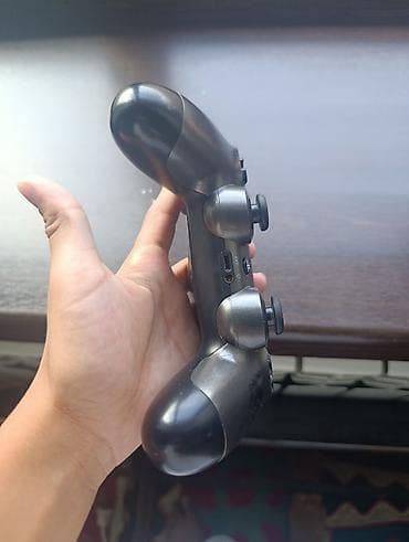 Не нажимается кнопка Ps,в отличном состоянии.Геймпад Sony DualShock 4
