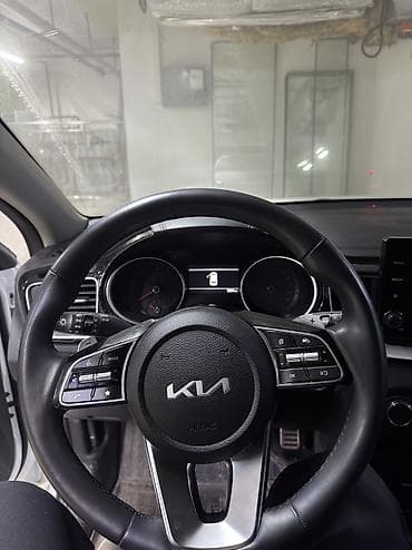 Kia Ceed: 2024 г., Автомат, Бензин, Универсал — 8