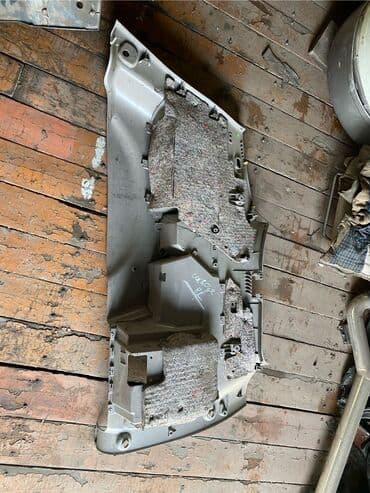 запчасти на тойота секвойя в бишкеке: Обшивка багажника Toyota 2003 г., Б/у, Оригинал, Япония — 2