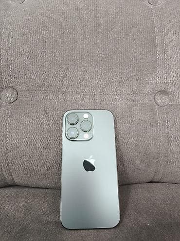 pes 4: IPhone 14 Pro, Б/у, 128 ГБ, Black Titanium, Защитное стекло, Чехол, 77 % — 2