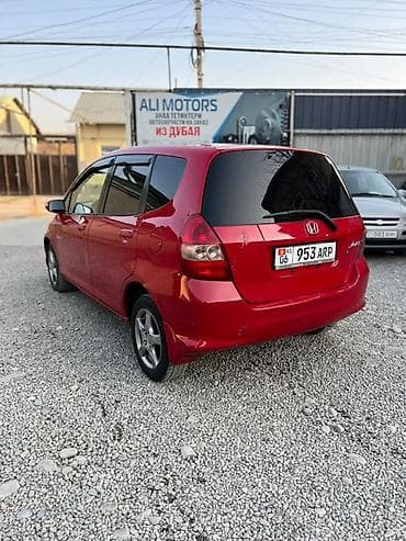 smart forfour: Honda Fit: 2008 г., 1.5 л, Автомат, Бензин, Хэтчбэк — 3