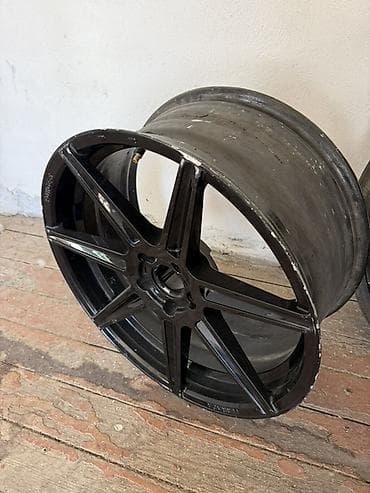 Дөңгөлөктөр монтажда 245 / 35 / R 20, Жай, Колдонулган, Комплект, Жеңил унаалар, Куйма, тешиктери - 5 — 6