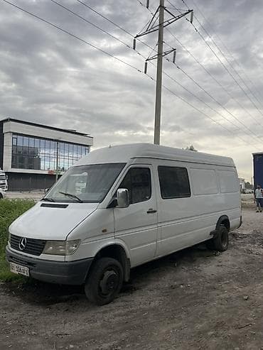 эшка донголок: Mercedes-Benz Sprinter (первое поколение, длинная база, высокий — 2