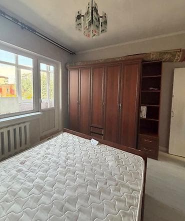 Недвижимость: 2 комнаты, 48 м², Дордой Плаза ТРЦ 105 серия, 3 этаж, Косметический ремонт — 2
