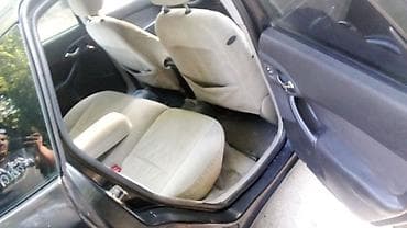 форт моверик: Ford Focus: 2003 г., 2 л, Автомат, Бензин, Хэтчбэк — 8