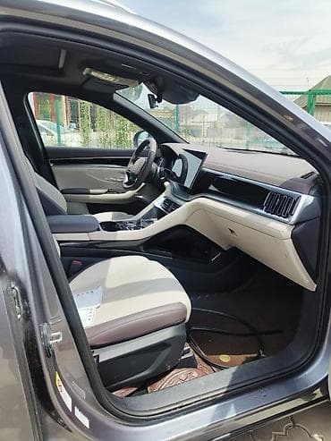 mazda cronos: BYD Song Plus: 2025 г., Автомат, Электромобиль, Кроссовер — 4