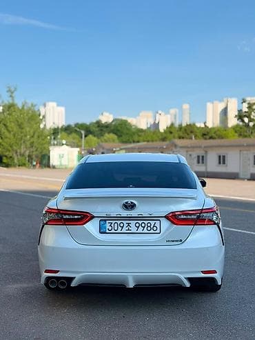 spark 2012: Toyota Camry: 2021 г., 2.5 л, Автомат, Гибрид, Седан — 2