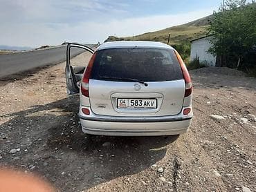 Продажа авто: Nissan Tino: 2003 г., 2.2 л, Механика, Бензин, Хэтчбэк — 9