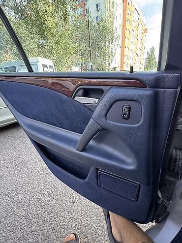эм 8: Mercedes-Benz E-Class: 1998 г., 2.2 л, Автомат, Бензин — 5