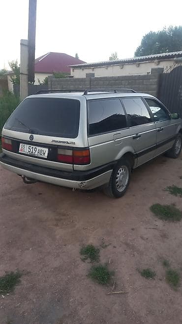 Volkswagen Passat Variant: 1991 г., Кол менен иштөөчү, Бензин, Универсал — 1