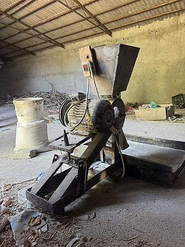 Зернодробилка/измельчитель комбикорма с электродвигателем - Тип — 5