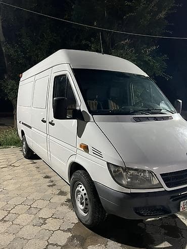 eafc 25: Легкий грузовик, Mercedes-Benz — 2