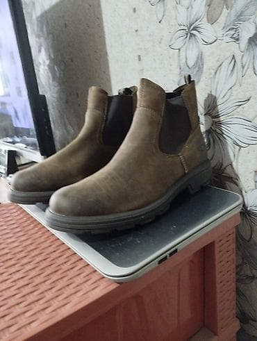 Мужские ботинки, 42, UGG, Новый, цвет - Коричневый, Самовывоз