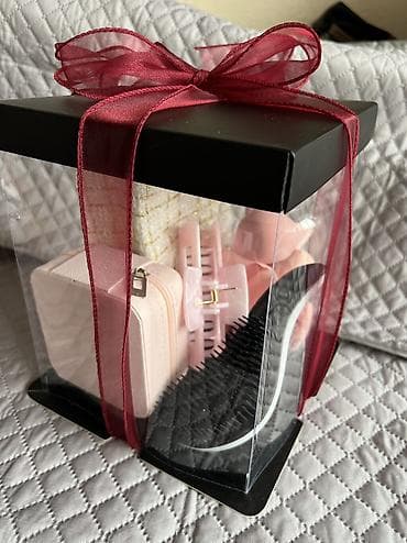 Подарочный набор “Beauty Box” в подарочной коробке с бантом. Можно по