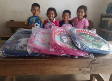 Продаю рюкзаки
цена 400 сом за один
находится в Лебединовке at lalafo.kg Продаю рюкзаки
цена 400 сом за один
находится в Лебединовке