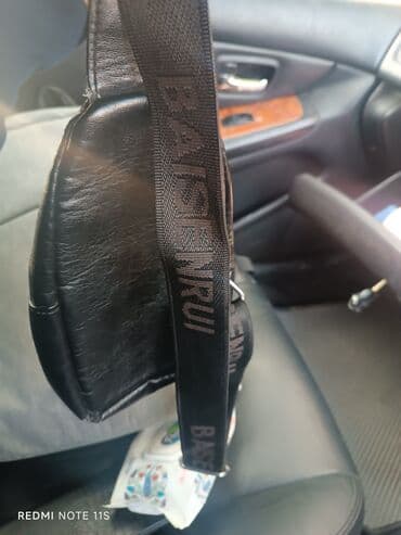 найден кошелек: Продается кошелек барсетка в отличном состоянии . по всем вопросам — 9