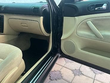 transporter multivan: Volkswagen Passat: 2002 г., 1.6 л, Механика, Бензин, Седан — 9