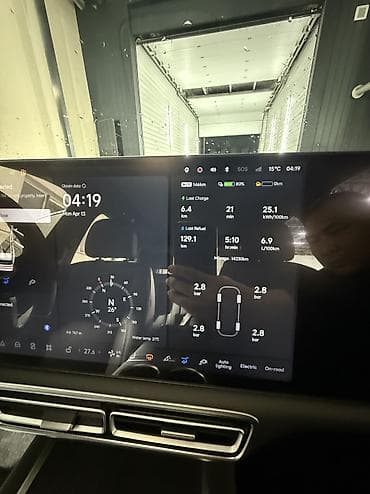 Транспорт: Lixiang L6: 2024 г., 1.5 л, Гибрид — 7