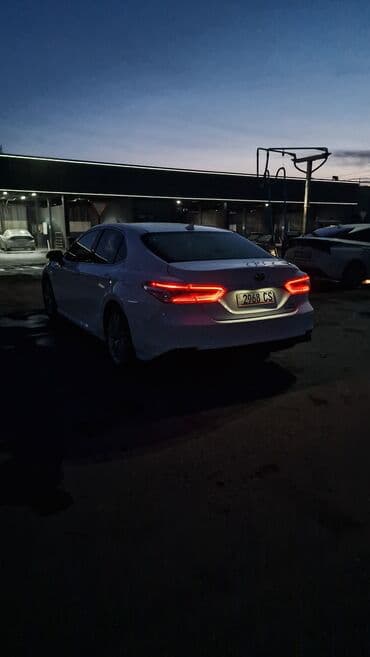 masda demio: Toyota Camry: 2019 г., 2.5 л, Гибрид, Седан — 3