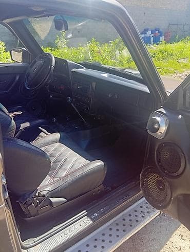 lada 2101: ВАЗ (ЛАДА) 4x4 Нива: 2015 г., 1.7 л, Механика, Бензин, Внедорожник — 8