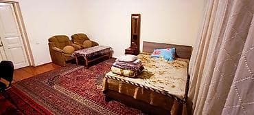 18: Сдаётся просторная комната в частном🏡 доме для 2-3х девушек. Комната — 2