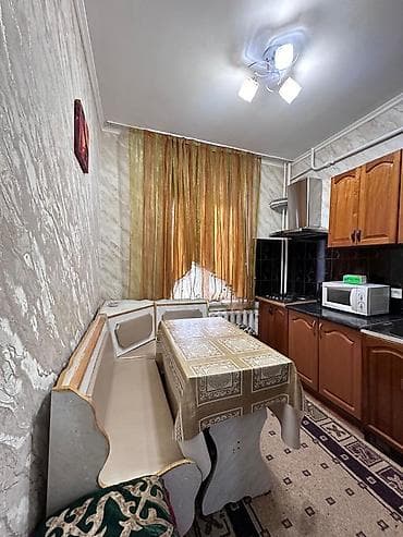 105 серия 3 комнатная: 3 комнаты, 56 м², 105 серия, 1 этаж, Старый ремонт — 2