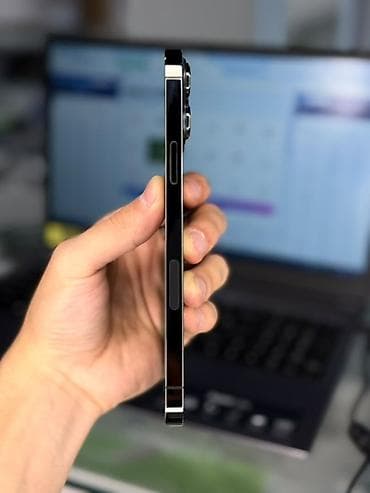 проектор мобильный: IPhone 14 Pro Max, Deep Purple, 84 % — 2