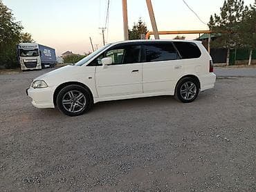 q 7: Honda Shuttle: 2003 г., Бензин, Универсал — 4