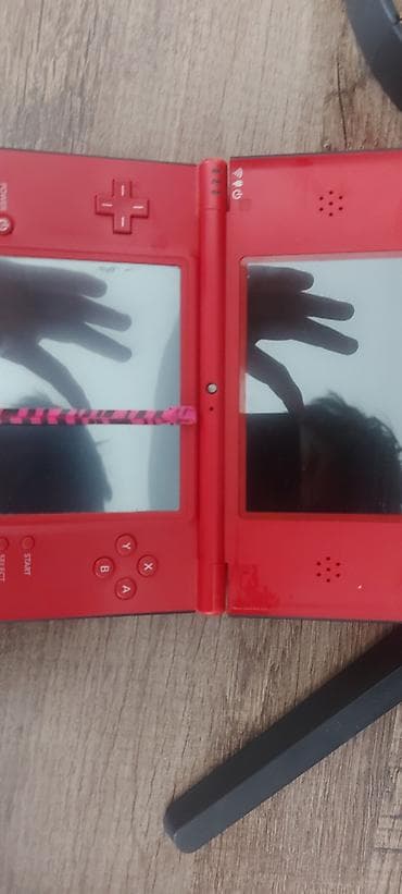 amazon kindle paperwhite: Nintendo DSi XL Limited Edition — Super Mario Bros. 25th Anniversary — 1