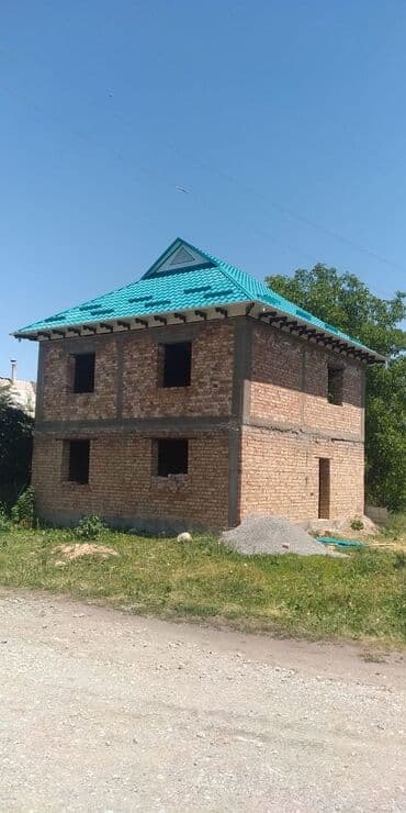 листы для крыши: Предлагаем широкий ассортимент кровельных систем: •Металлочерепица — 10