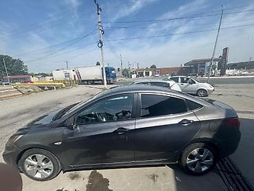 mb 220: Hyundai Solaris: 2013 г., 1.6 л, Автомат, Бензин, Седан — 4