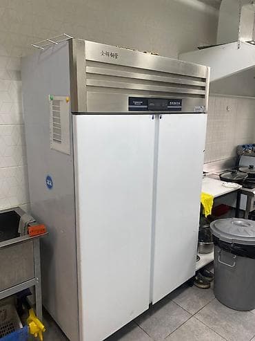 Промышленные холодильники и комплектующие: Профессиональное холодильное оборудование для HoReCa Предлагается — 1