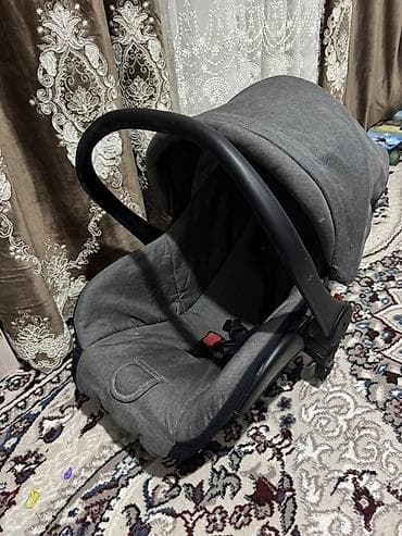 детские авто: Автокресло, цвет - Серый, Б/у — 3