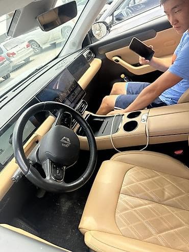 Продажа авто: BYD : 2024 г., 2 л, Автомат, Электромобиль, Кроссовер — 2