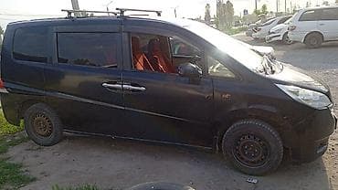Honda Stepwgn: 2005 г., Минивэн
