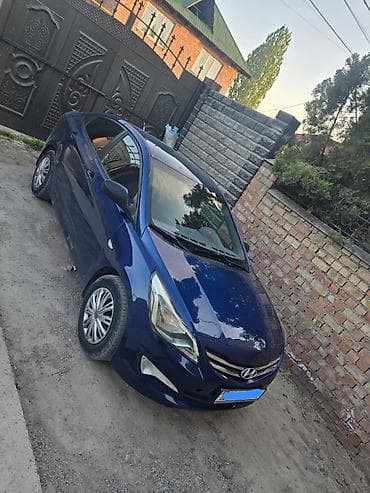 camry 35: Hyundai Solaris: 2015 г., 1.6 л, Автомат, Бензин, Седан — 2