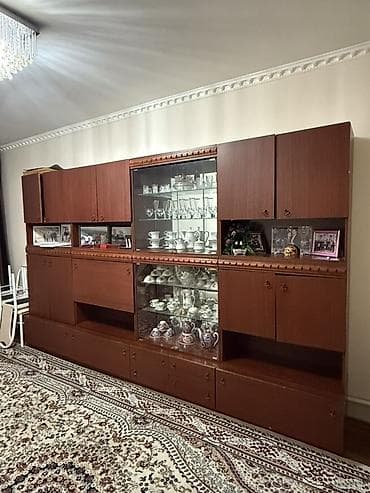 горки в зал: Стенка-шкаф, Тип стенки-шкафа: Модульная, Для зала, Особенности: Для хранения посуды — 1