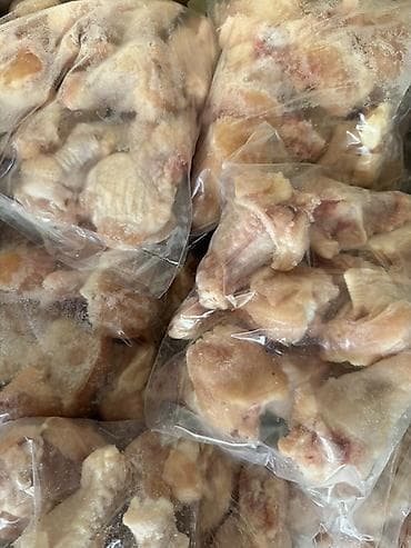 Замороженные куриные части в индивидуальных окорочка крылышки голень at lalafo.kg Замороженные куриные части в индивидуальных окорочка крылышки голень