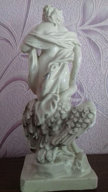 купальник для художественной: Статуэтка гипсовая СССР (редкая) Девушка с лебедем. Антиквариат!! — 4