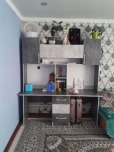 тумбочка для вещей: Спальный гарнитур в классическом стиле (белый с золотым декором) почти — 6