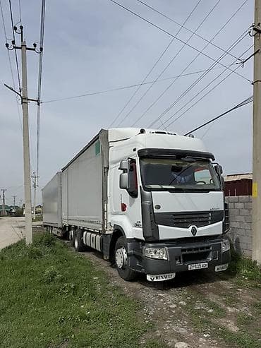 step wgn: Тягач, Renault, 2010 г., Тентованный — 1