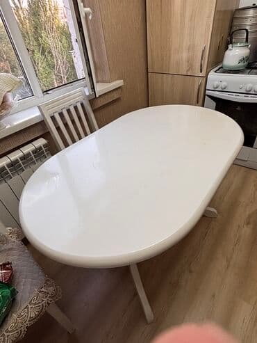 цена кухонного стола: Кухонный стол, Б/у, Овальная, Нераскладной — 2
