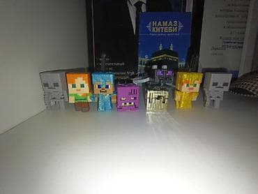 золотую: Набор мини-фигурок в стиле Minecraft + золотистый — 2
