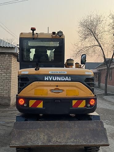 5114 r16: Экскаватор, Hyundai, 2017 г., Колесный — 3